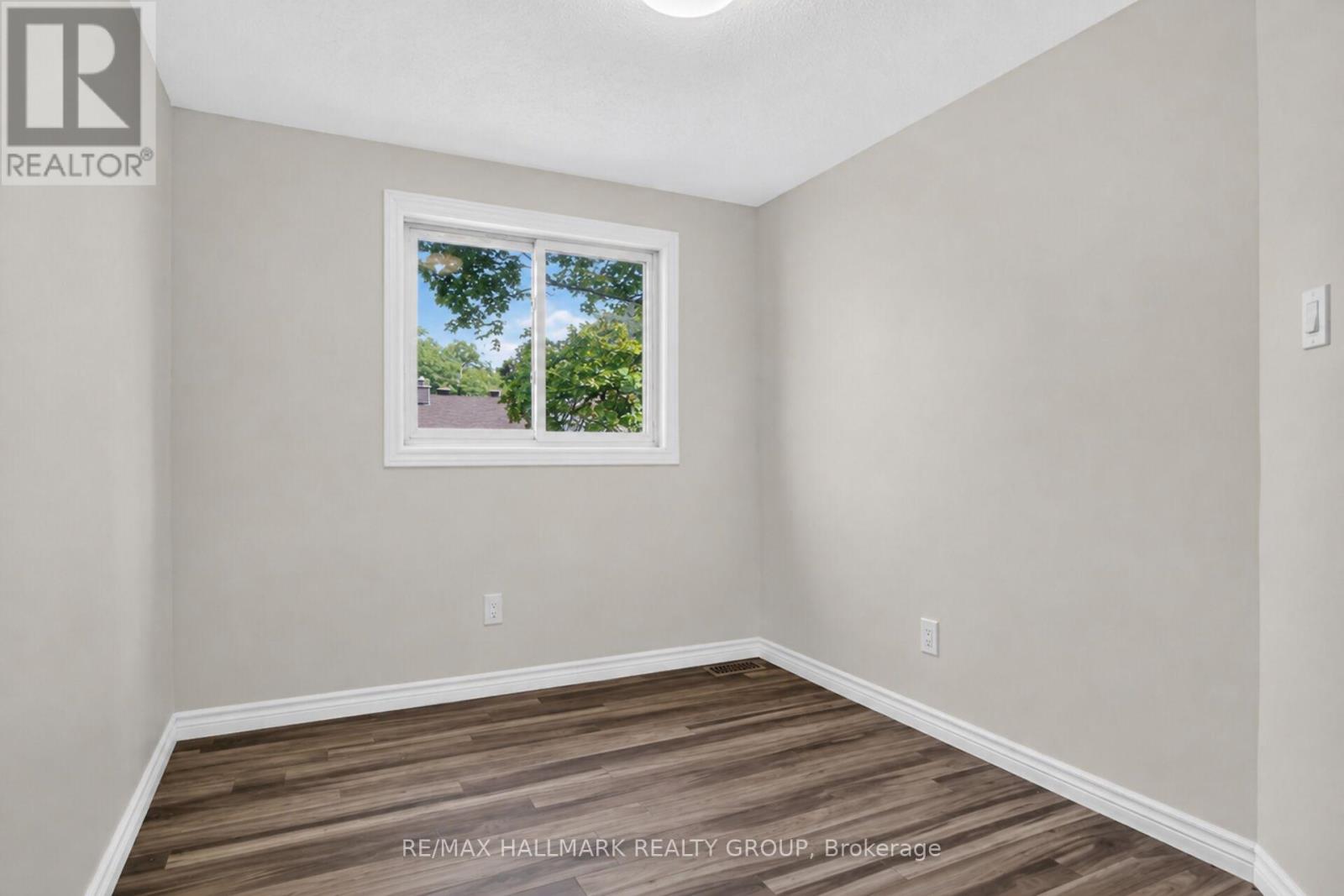 7 - 86 Esterlawn Private, Ottawa, Ontario K2A 4C1 - Photo 33 - X12732180
