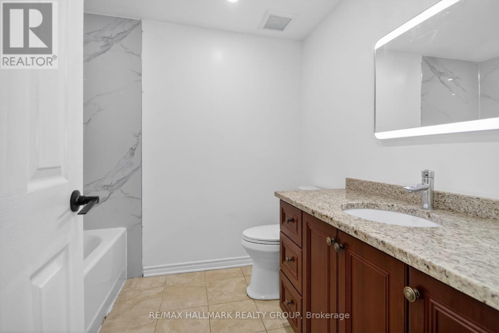 7 - 86 Esterlawn Private, Ottawa, Ontario K2A 4C1 - Photo 31 - X12732180