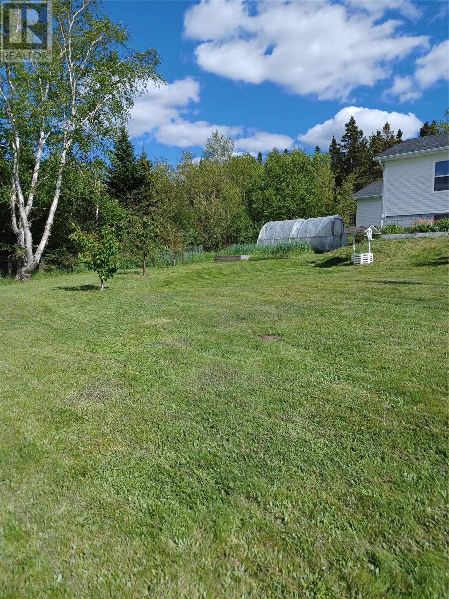 124 Riverside Road E, Glovertown — photo 36
