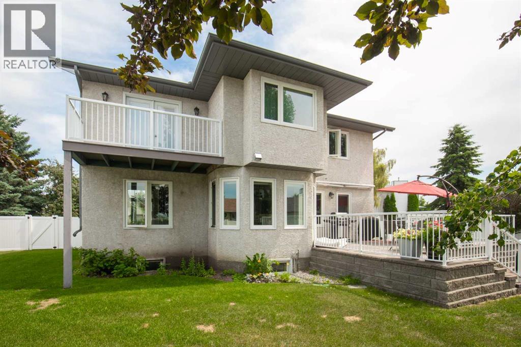 5933 45 Street Crescent, Innisfail, Alberta  T4G 1L4 - Photo 33 - A2331583