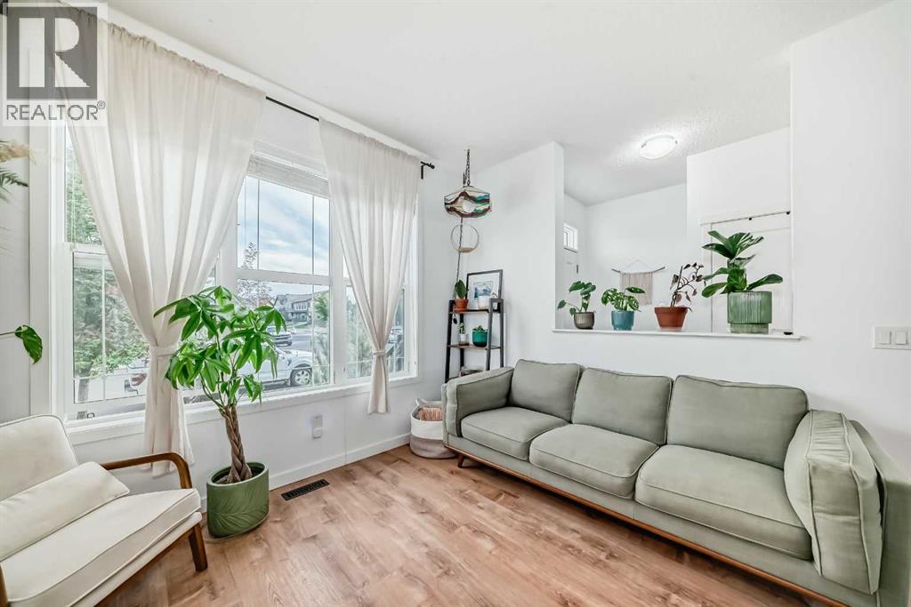 43 Masters Square SE, Calgary, Alberta  T3M 2N3 - Photo 10 - A2334487