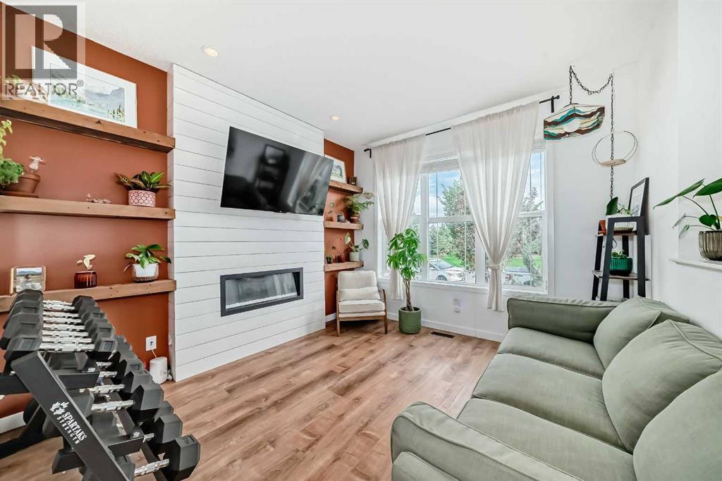 43 Masters Square SE, Calgary, Alberta  T3M 2N3 - Photo 9 - A2334487