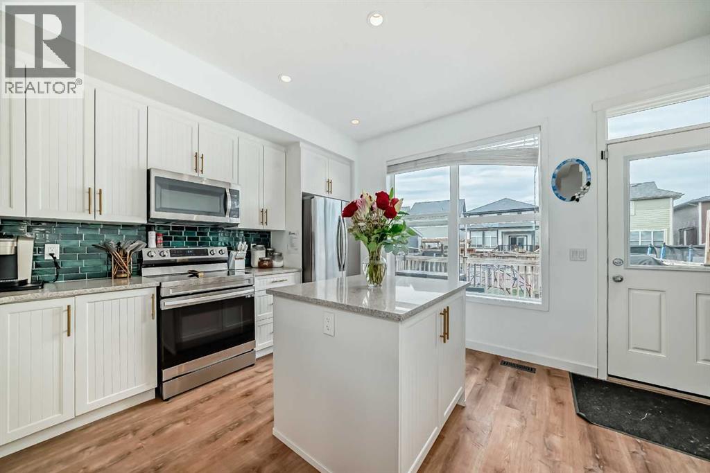 43 Masters Square SE, Calgary, Alberta  T3M 2N3 - Photo 5 - A2334487
