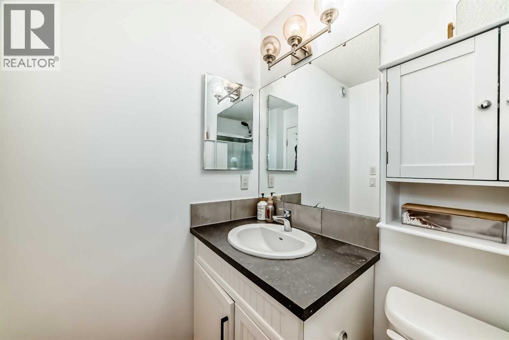 43 Masters Square SE, Calgary, Alberta  T3M 2N3 - Photo 17 - A2334487