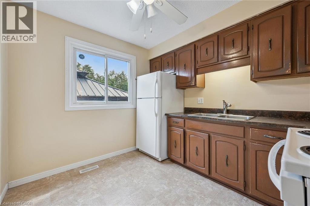 201 Veronica Drive, Kitchener, Ontario  N2A 2Y3 - Photo 15 - 40854845