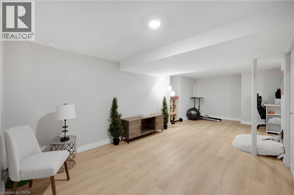 2265 Middlesmoor Crescent, Burlington, Ontario  L7P 3X2 - Photo 31 - 40854989