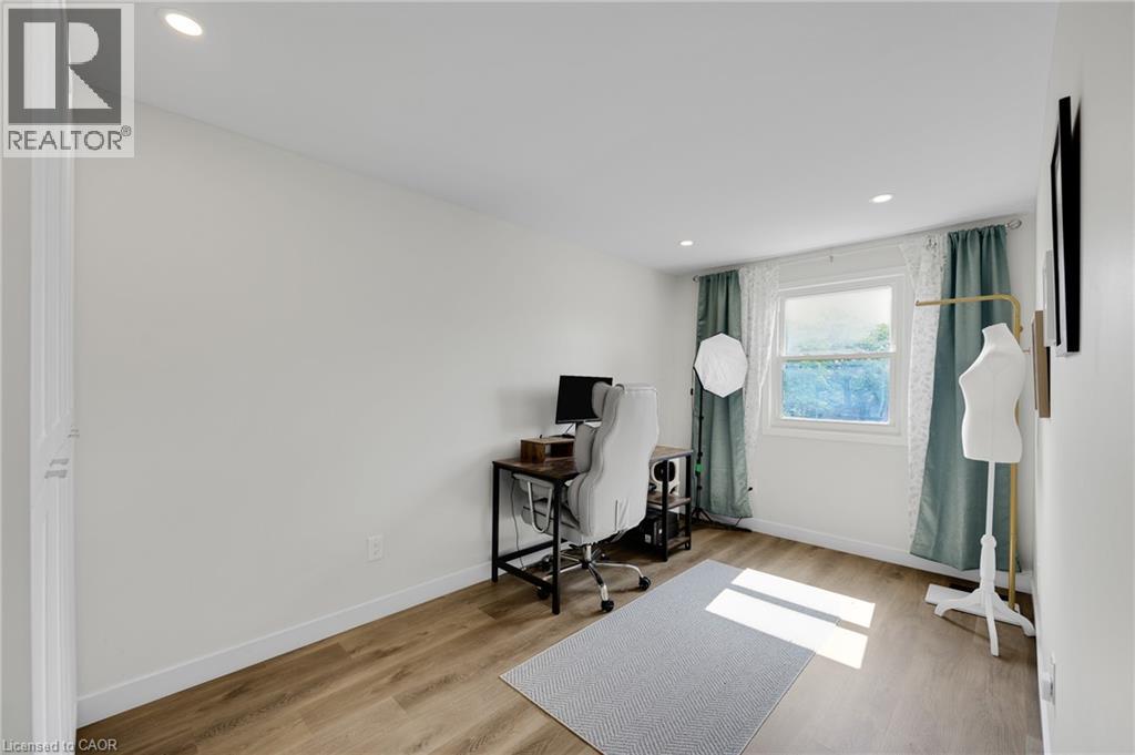 2265 Middlesmoor Crescent, Burlington, Ontario  L7P 3X2 - Photo 28 - 40854989