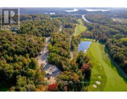 17 GLEN EAGLE COURT, Huntsville, Ontario