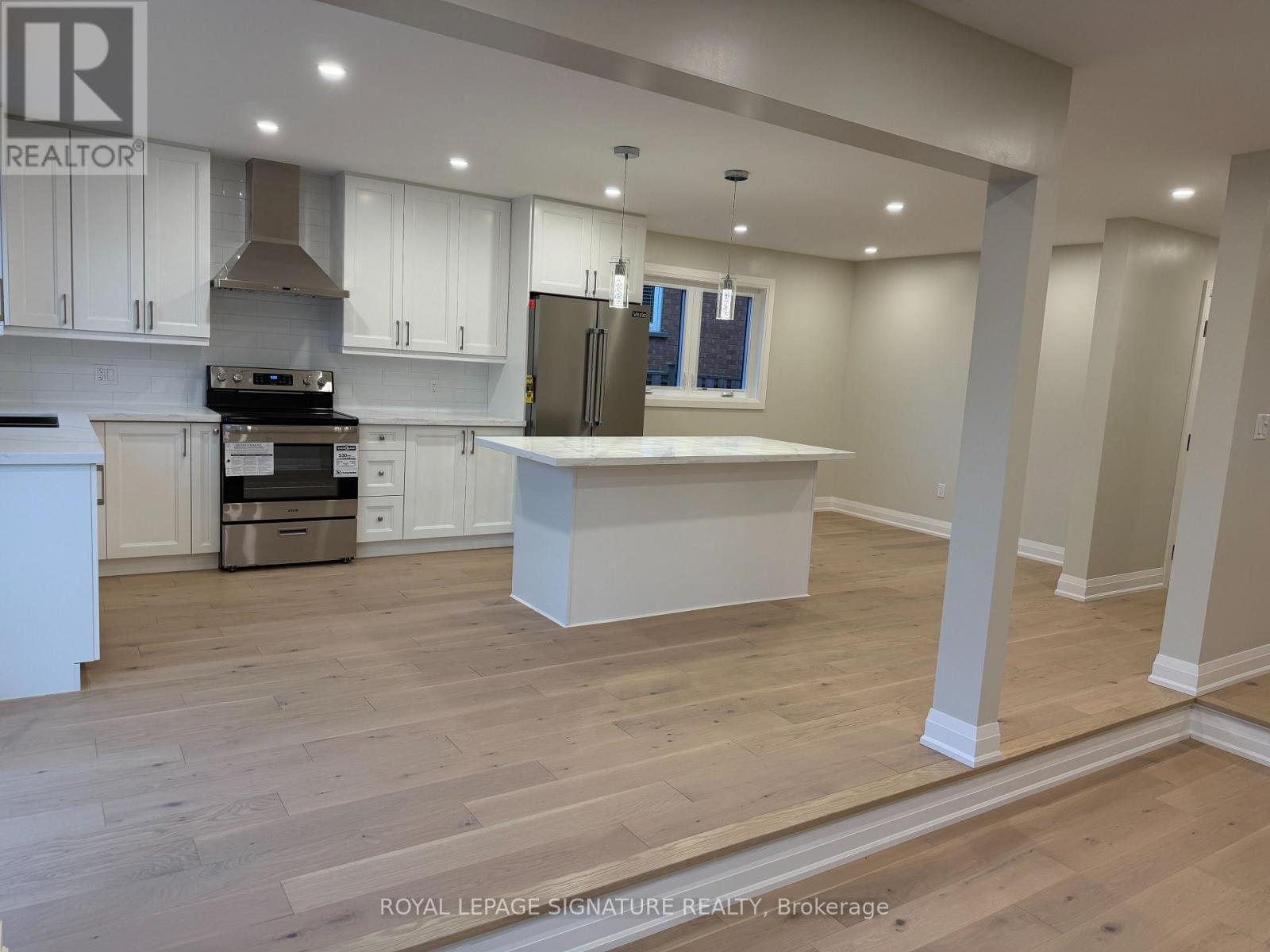 3271 Pilcom Crescent, Mississauga, Ontario  L5B 3X5 - Photo 5 - W13689582