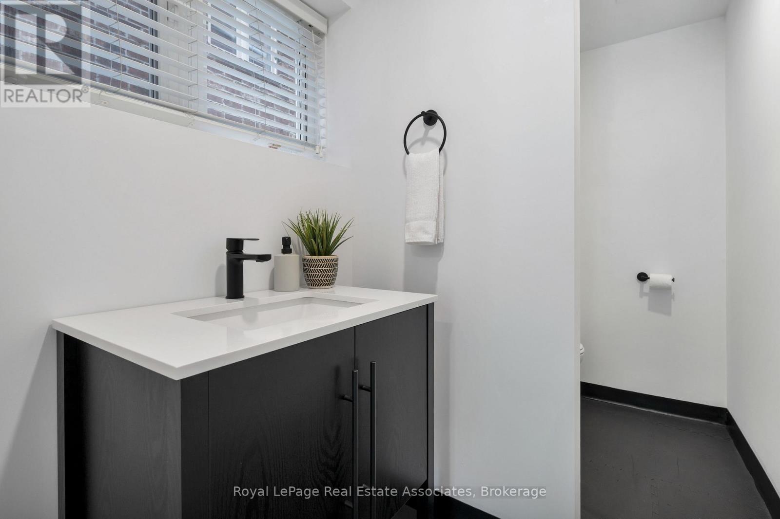 5 Volterra Court, Hamilton, Ontario  L8B 0K7 - Photo 36 - X13687820