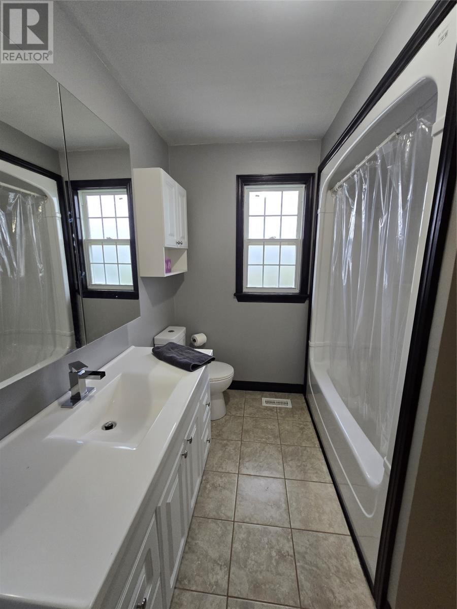 9 Winter Avenue, Wabush, Newfoundland & Labrador  A0R 1B0 - Photo 29 - 1298930