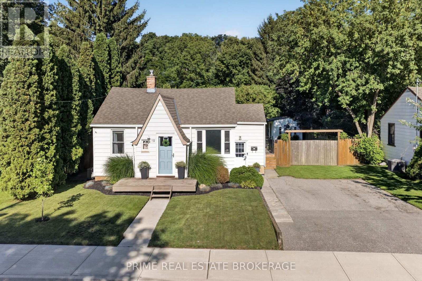 19 Garden Avenue, Middlesex Centre, Ontario  N0L 1E0 - Photo 40 - X13690928