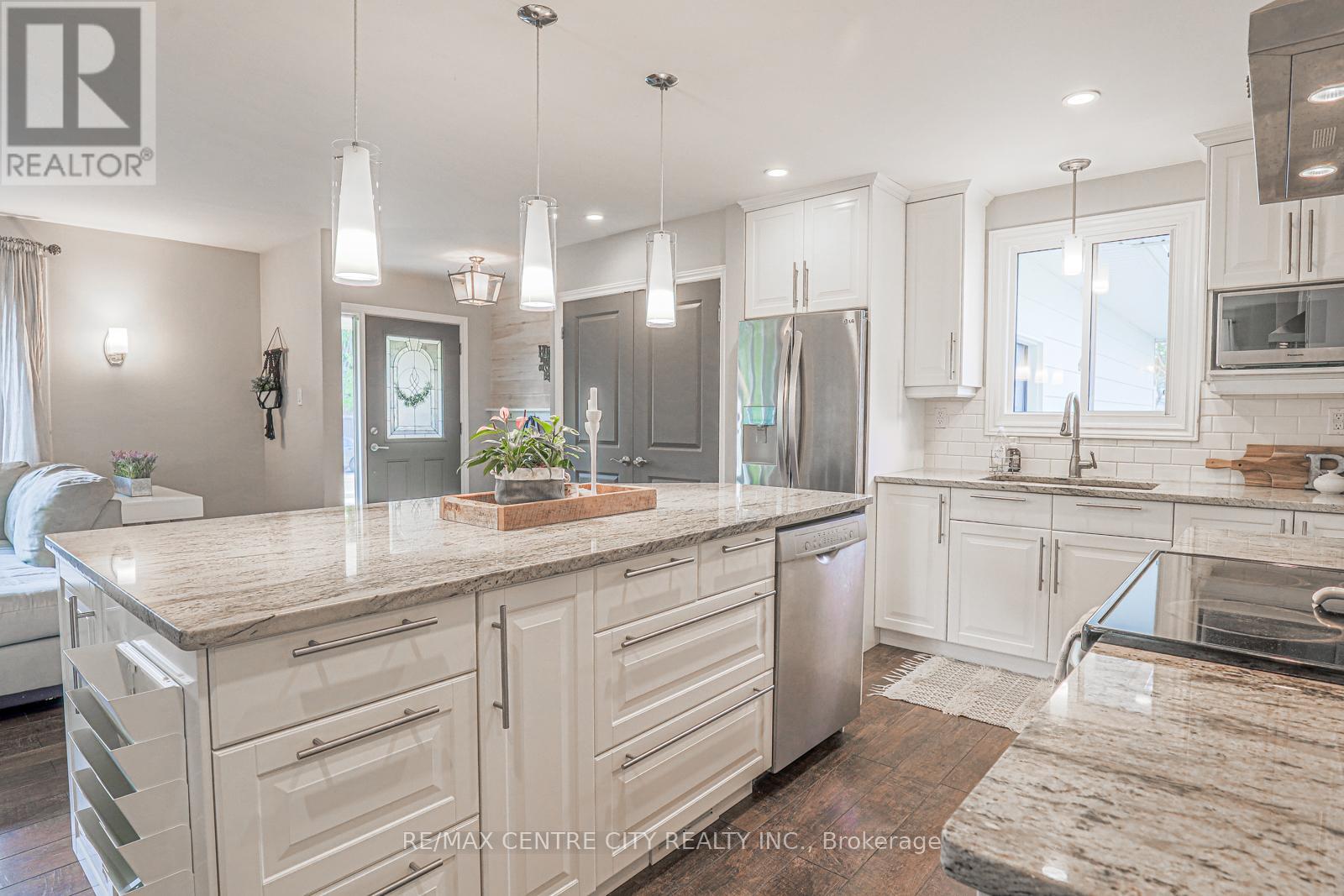 301 Blackacres Boulevard, London North, Ontario  N6G 2T9 - Photo 13 - X13690986
