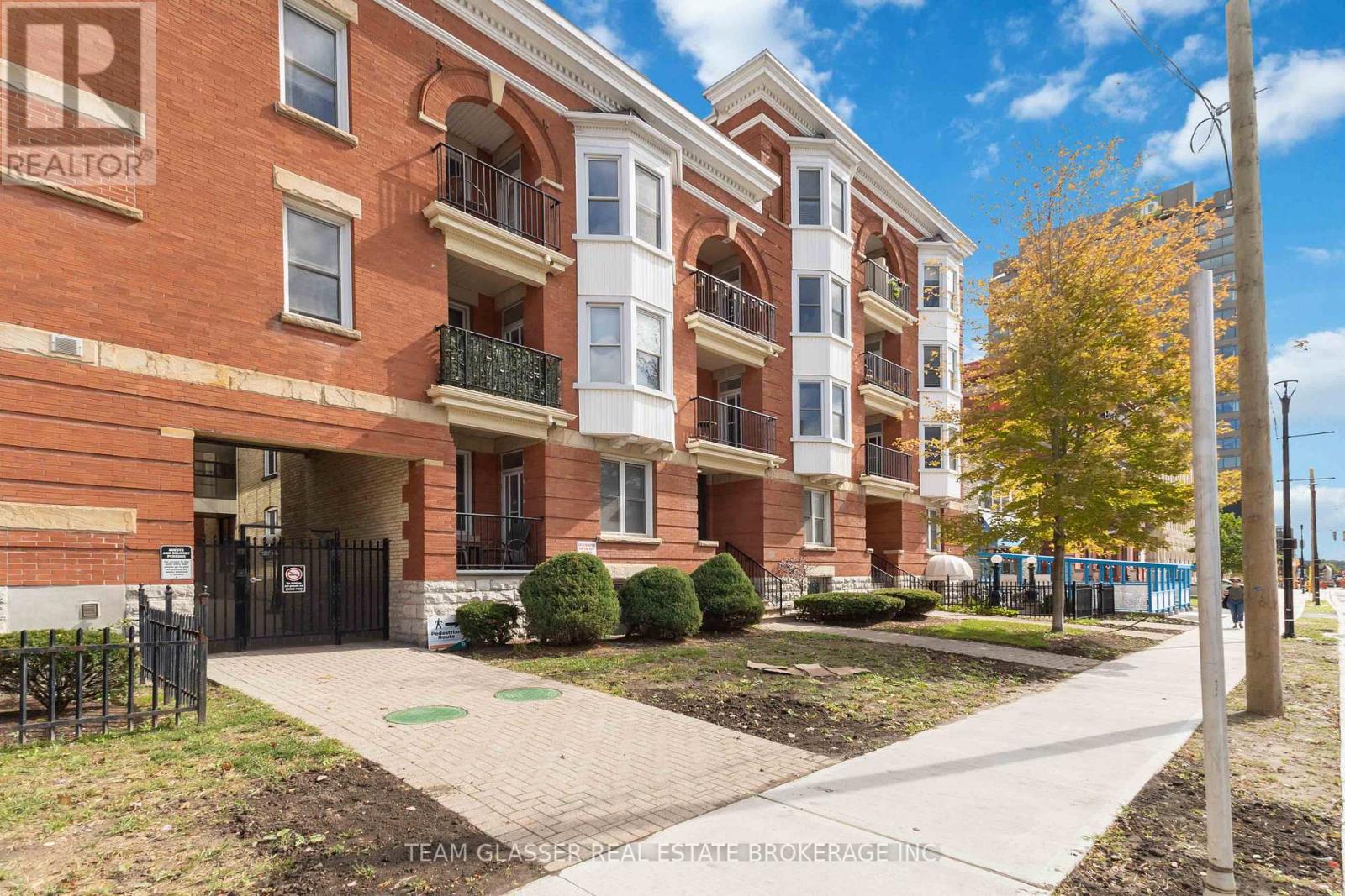 303 - 440 Wellington Street, London East, Ontario  N6A 3P2 - Photo 1 - X13691036