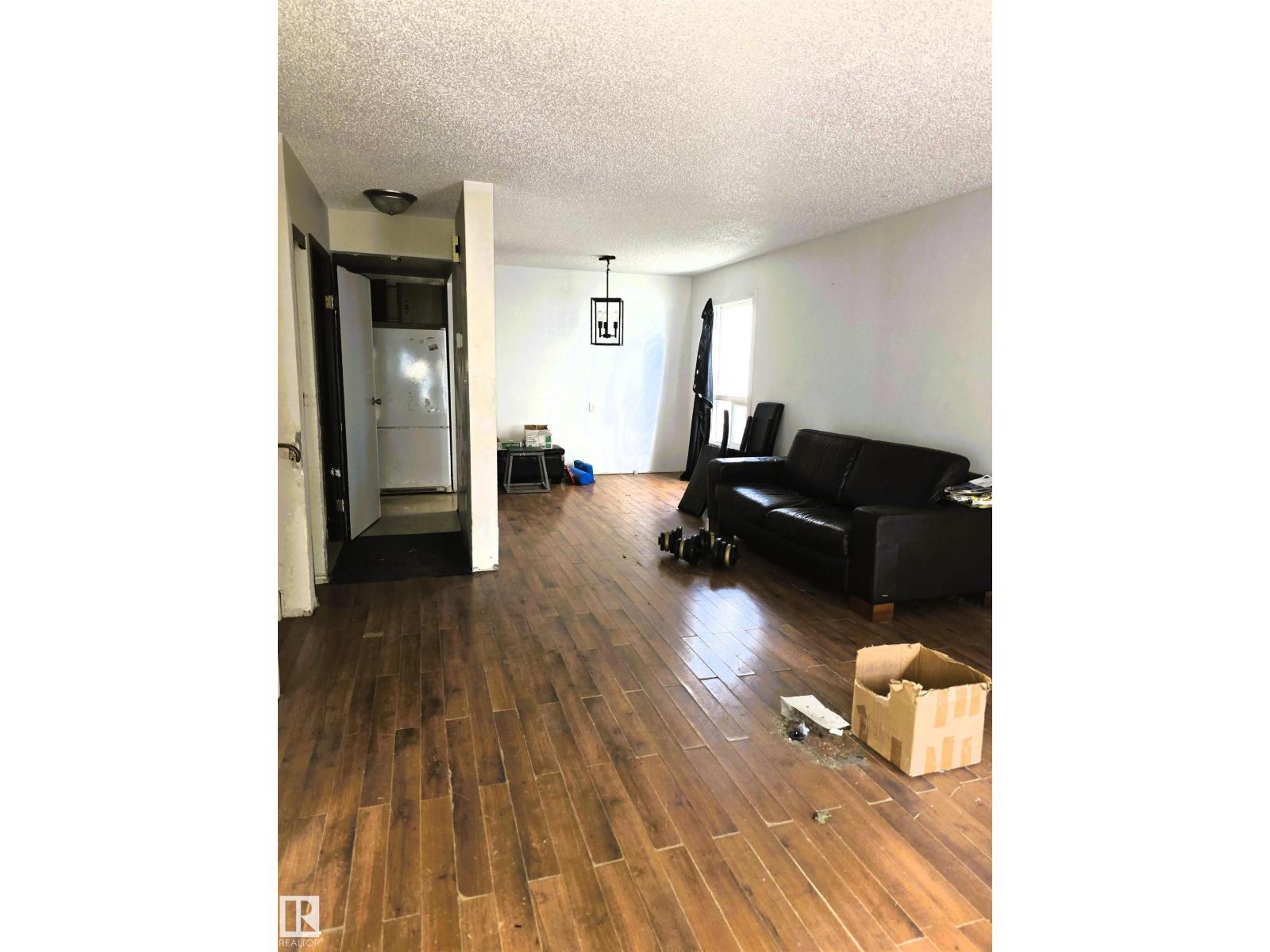 6340 184 St NW, Edmonton, Alberta  T5T 2N8 - Photo 7 - E4475116