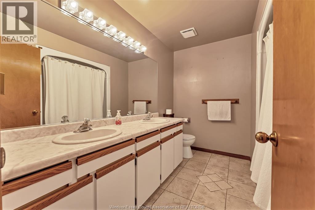 367 Elmstead, Lakeshore, Ontario  N8N 2L9 - Photo 30 - 26020254