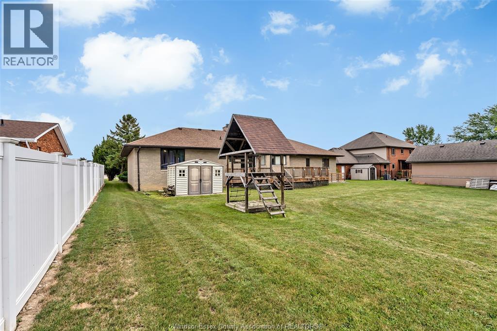 367 Elmstead, Lakeshore, Ontario  N8N 2L9 - Photo 10 - 26020254