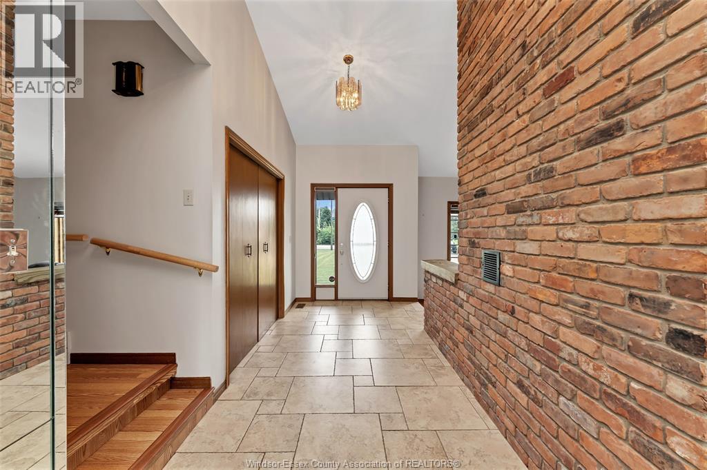367 Elmstead, Lakeshore, Ontario  N8N 2L9 - Photo 20 - 26020254