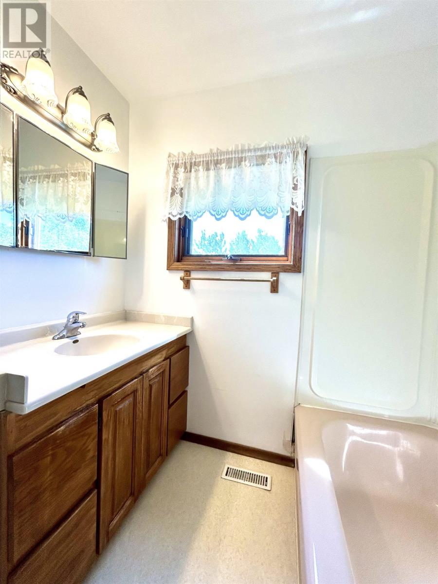 956 Highway 611s, Alberton, Ontario  P9A 3M2 - Photo 14 - TB2602417