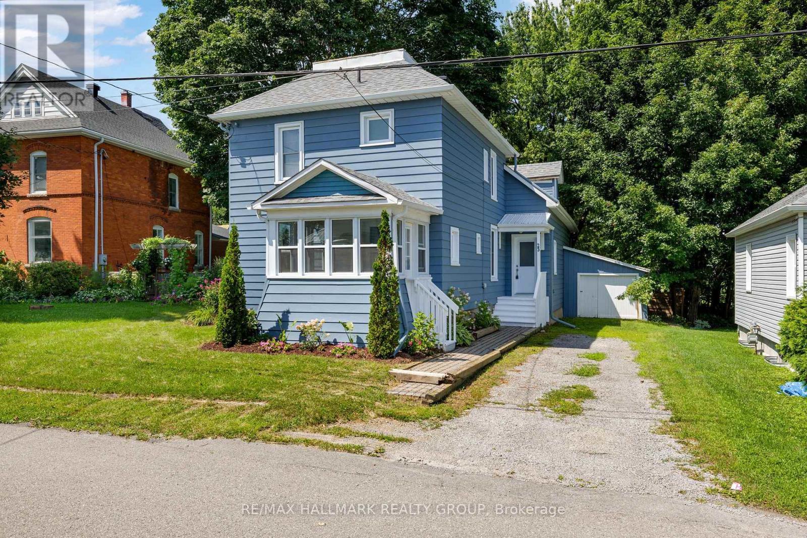 23 Victoria Avenue, North Grenville, Ontario