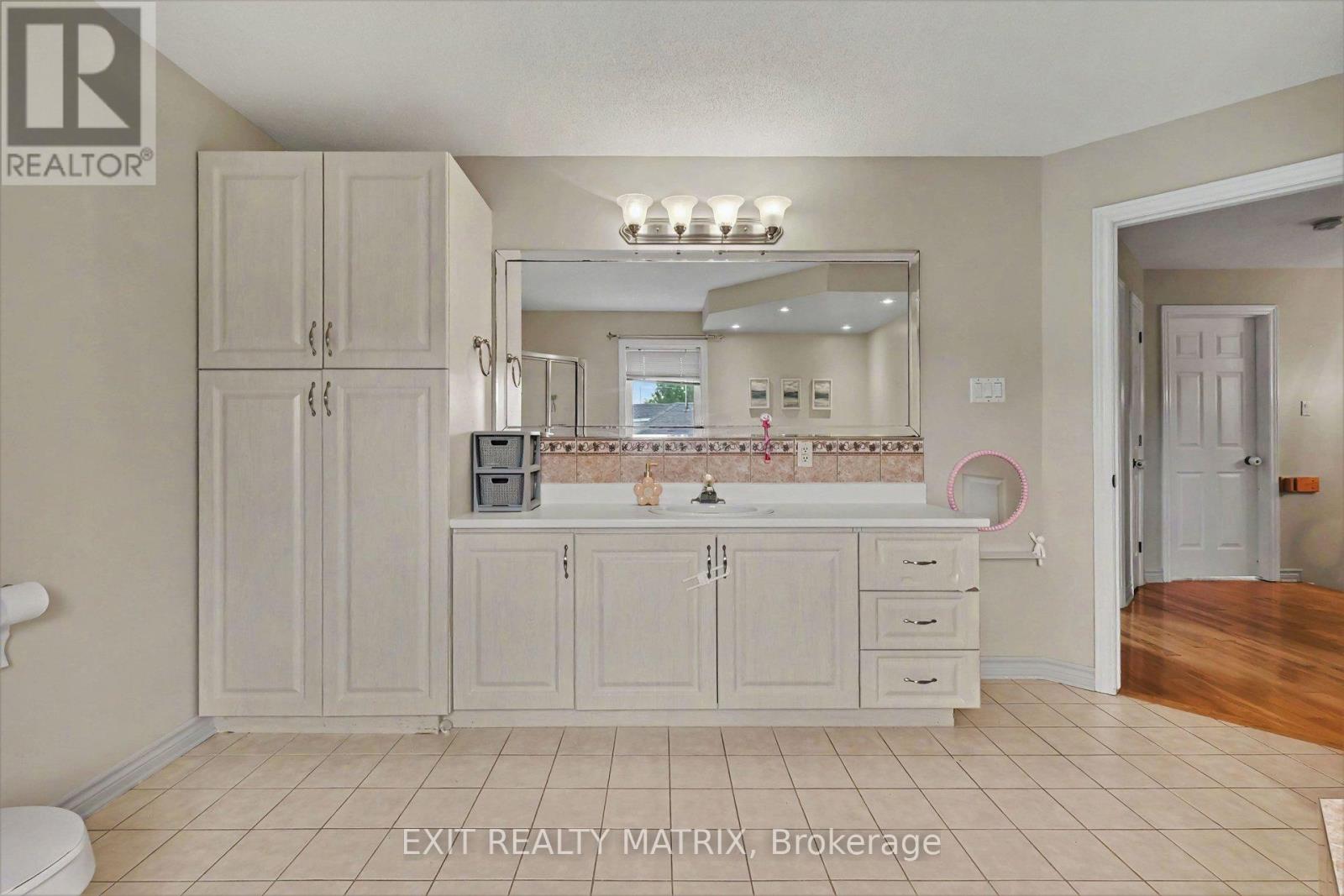B - 15 Blais Street, Russell, Ontario  K0A 1W0 - Photo 16 - X13691012
