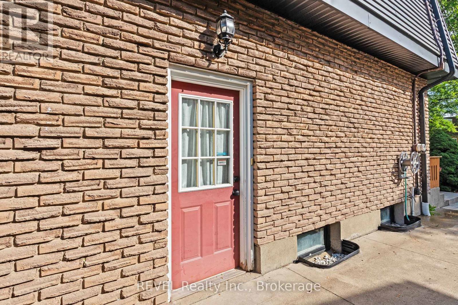 28 Black Knight Road, St. Catharines, Ontario  L2N 3C1 - Photo 31 - X13691038