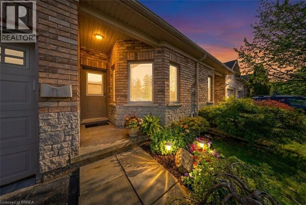 10 Cobblestone Drive Unit# 35, Paris, Ontario  N3L 4G9 - Photo 2 - 40856867
