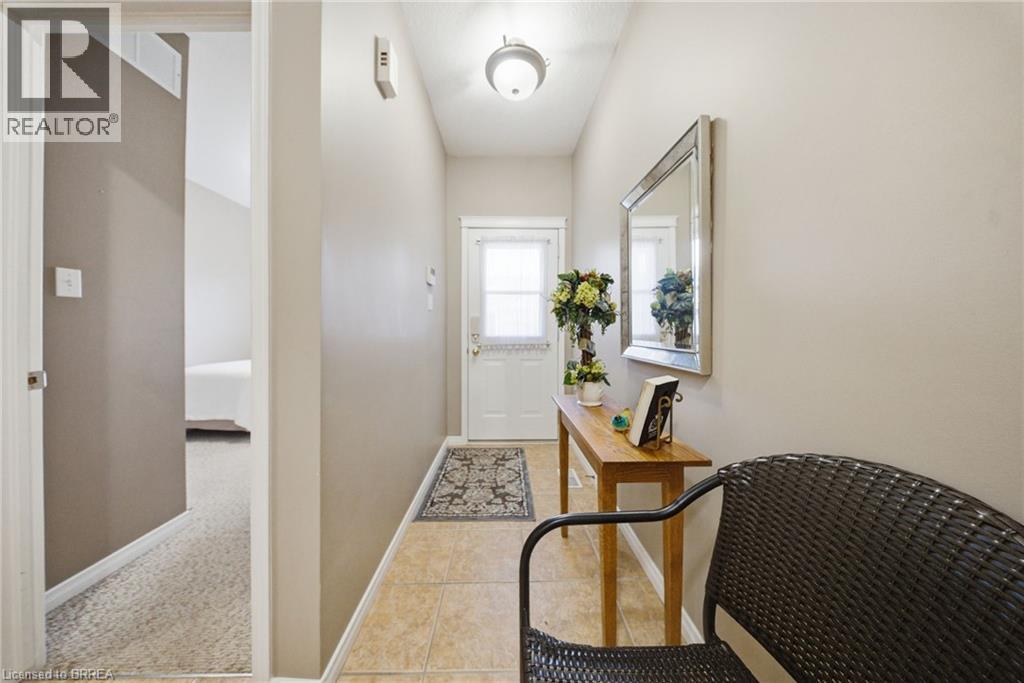 10 Cobblestone Drive Unit# 35, Paris, Ontario  N3L 4G9 - Photo 3 - 40856867