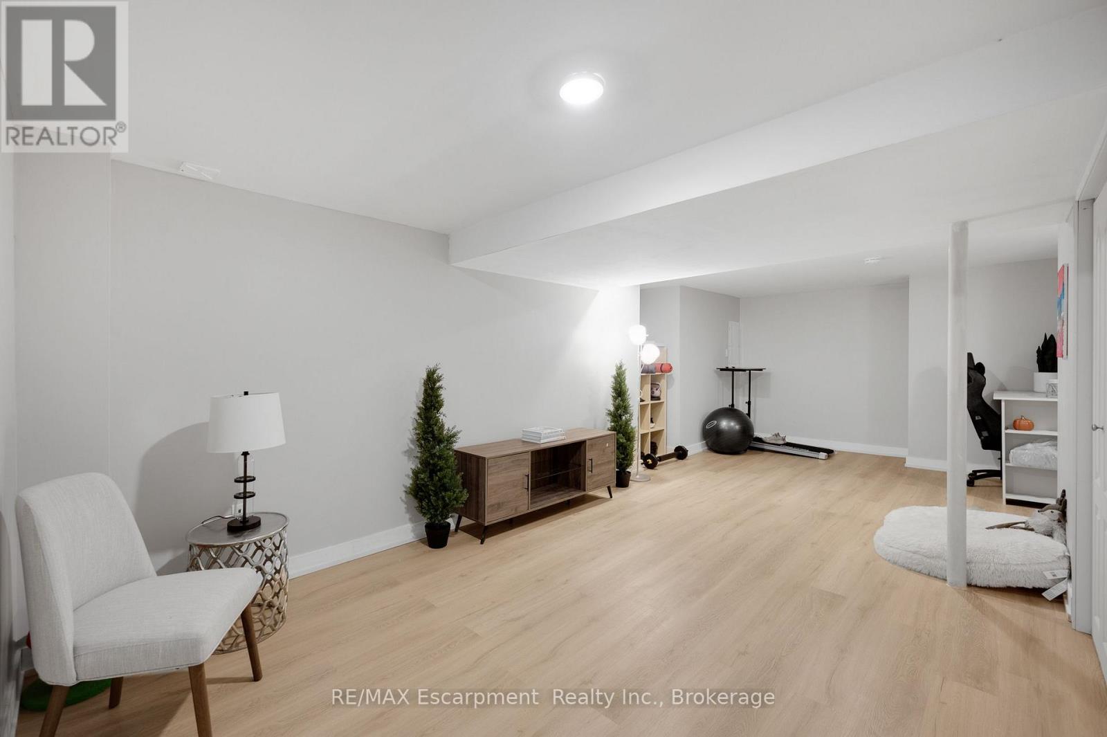 2265 Middlesmoor Crescent, Burlington, Ontario  L7P 3X2 - Photo 30 - W13690954
