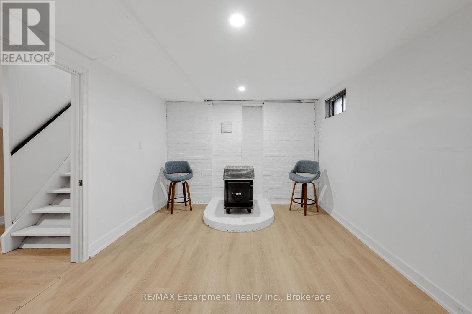 2265 Middlesmoor Crescent, Burlington, Ontario  L7P 3X2 - Photo 32 - W13690954