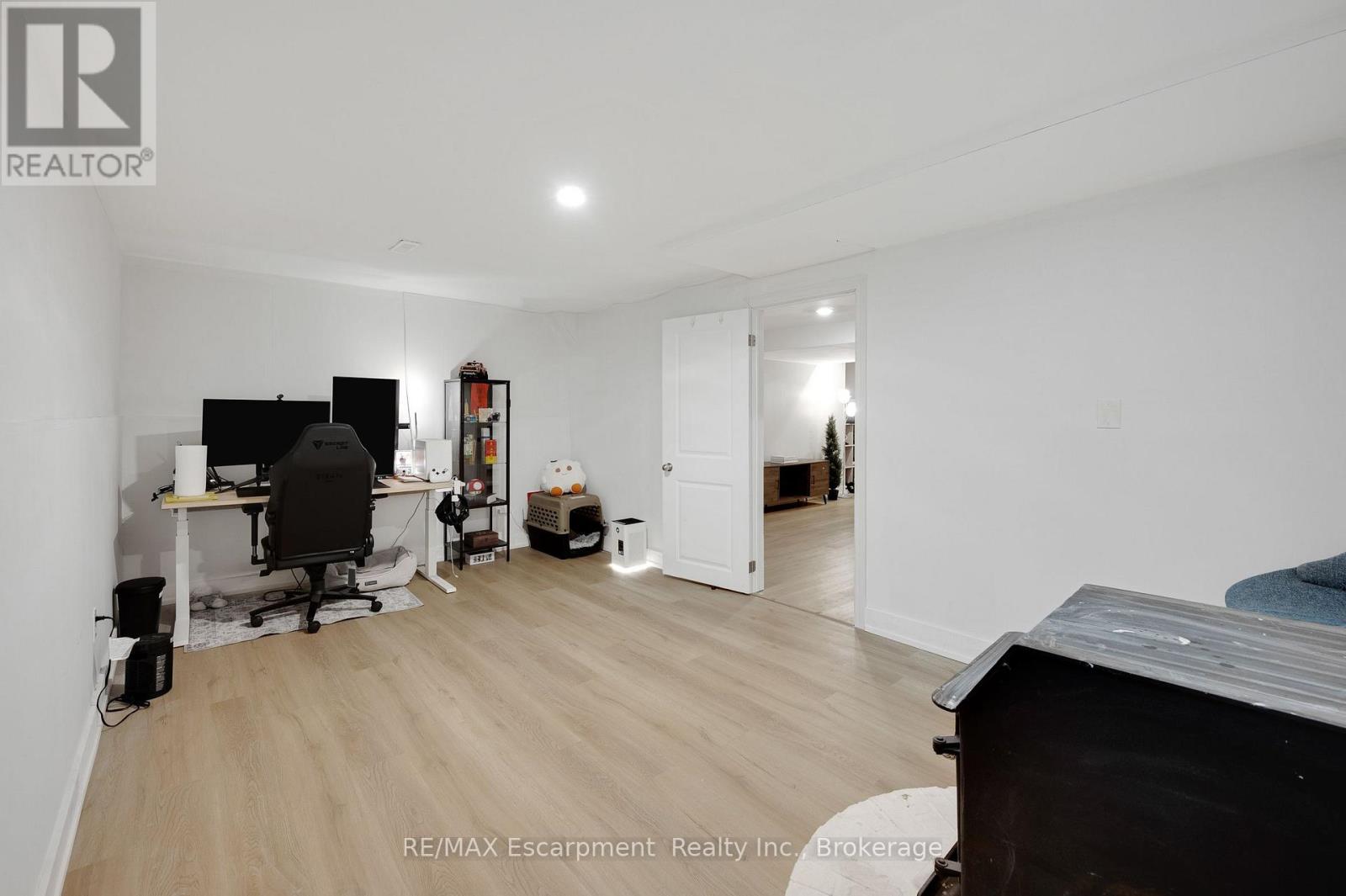 2265 Middlesmoor Crescent, Burlington, Ontario  L7P 3X2 - Photo 33 - W13690954
