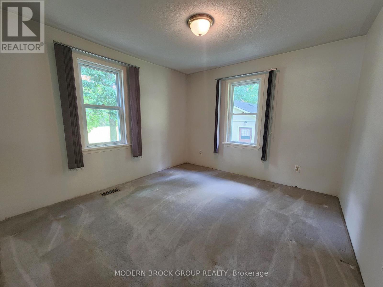 70 Victoria Road, Brockville, Ontario  K6V 5T4 - Photo 21 - X13690988