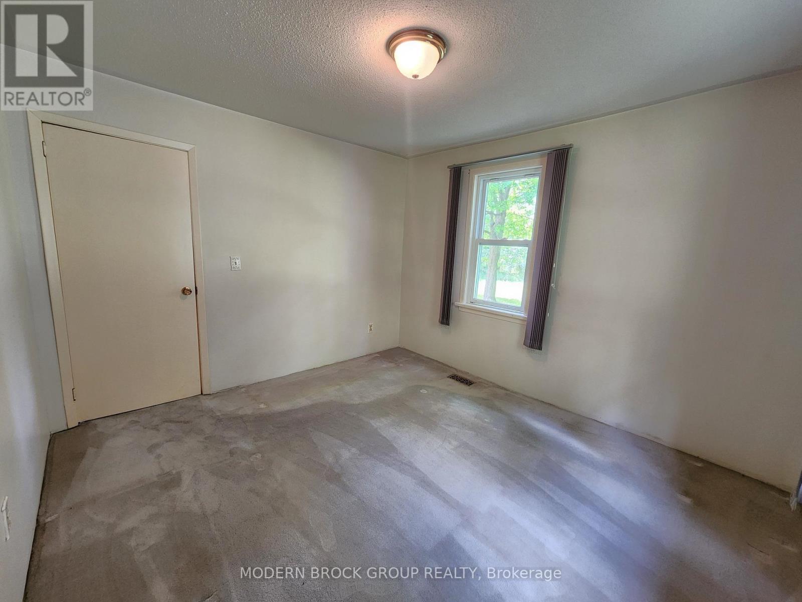 70 Victoria Road, Brockville, Ontario  K6V 5T4 - Photo 22 - X13690988
