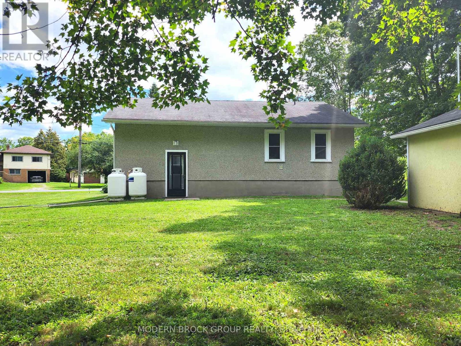 70 Victoria Road, Brockville, Ontario  K6V 5T4 - Photo 28 - X13690988