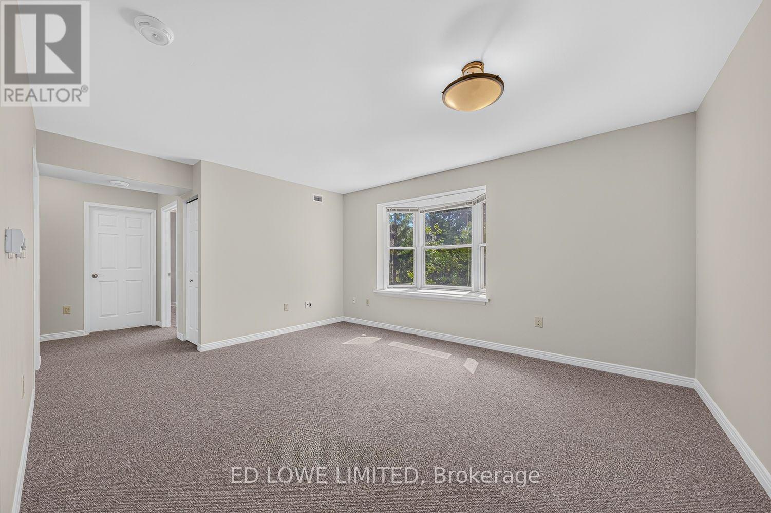 E-202 - 59 Arch Brown Court, Barrie, Ontario  L4M 0C6 - Photo 7 - S12888356