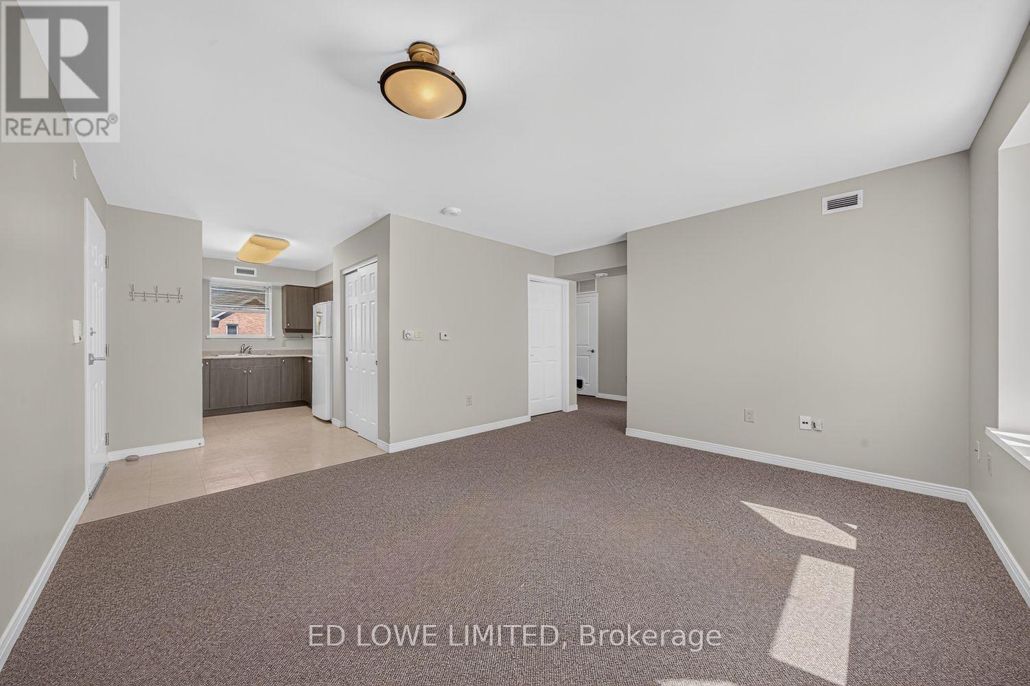 E-202 - 59 Arch Brown Court, Barrie, Ontario  L4M 0C6 - Photo 8 - S12888356