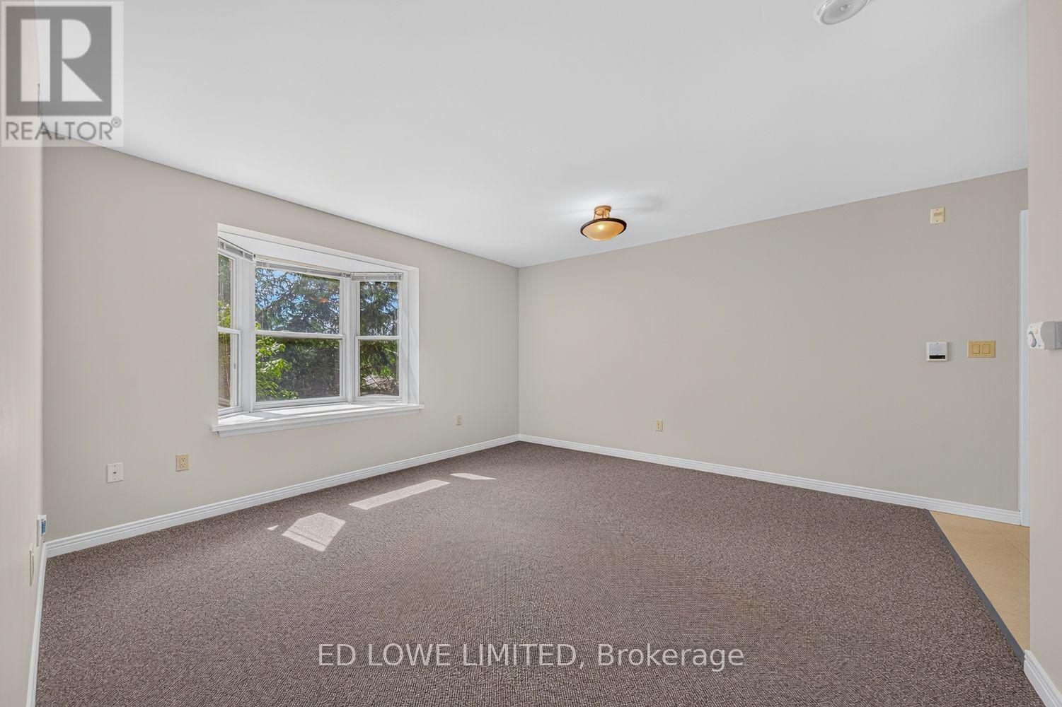 E-202 - 59 Arch Brown Court, Barrie, Ontario  L4M 0C6 - Photo 9 - S12888356