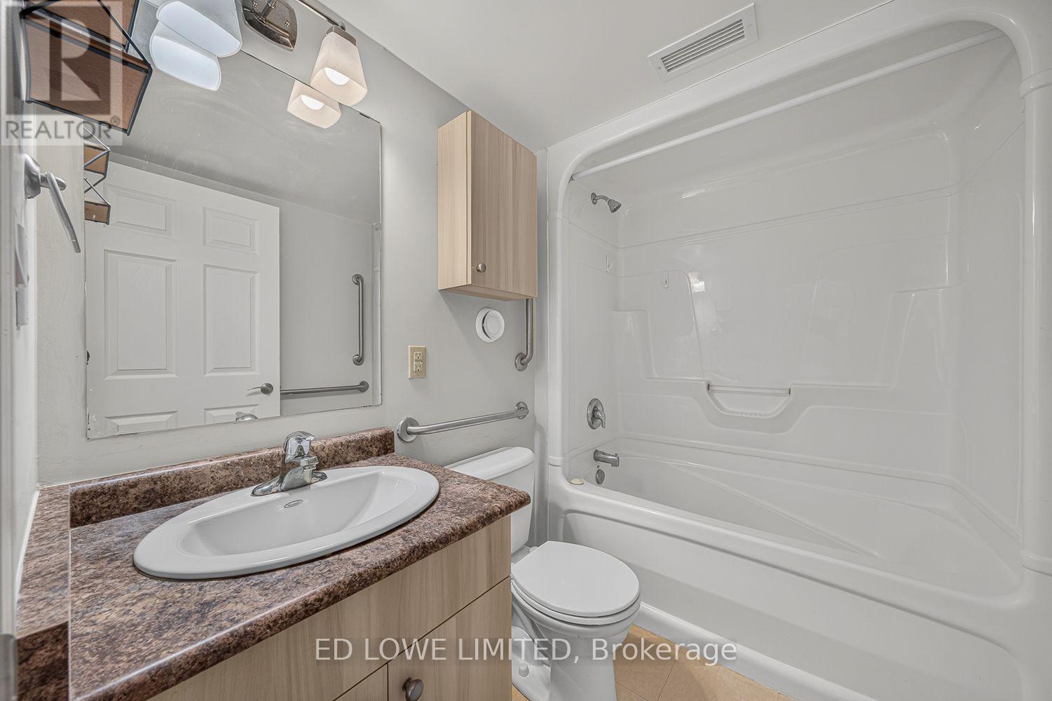 E-202 - 59 Arch Brown Court, Barrie, Ontario  L4M 0C6 - Photo 13 - S12888356