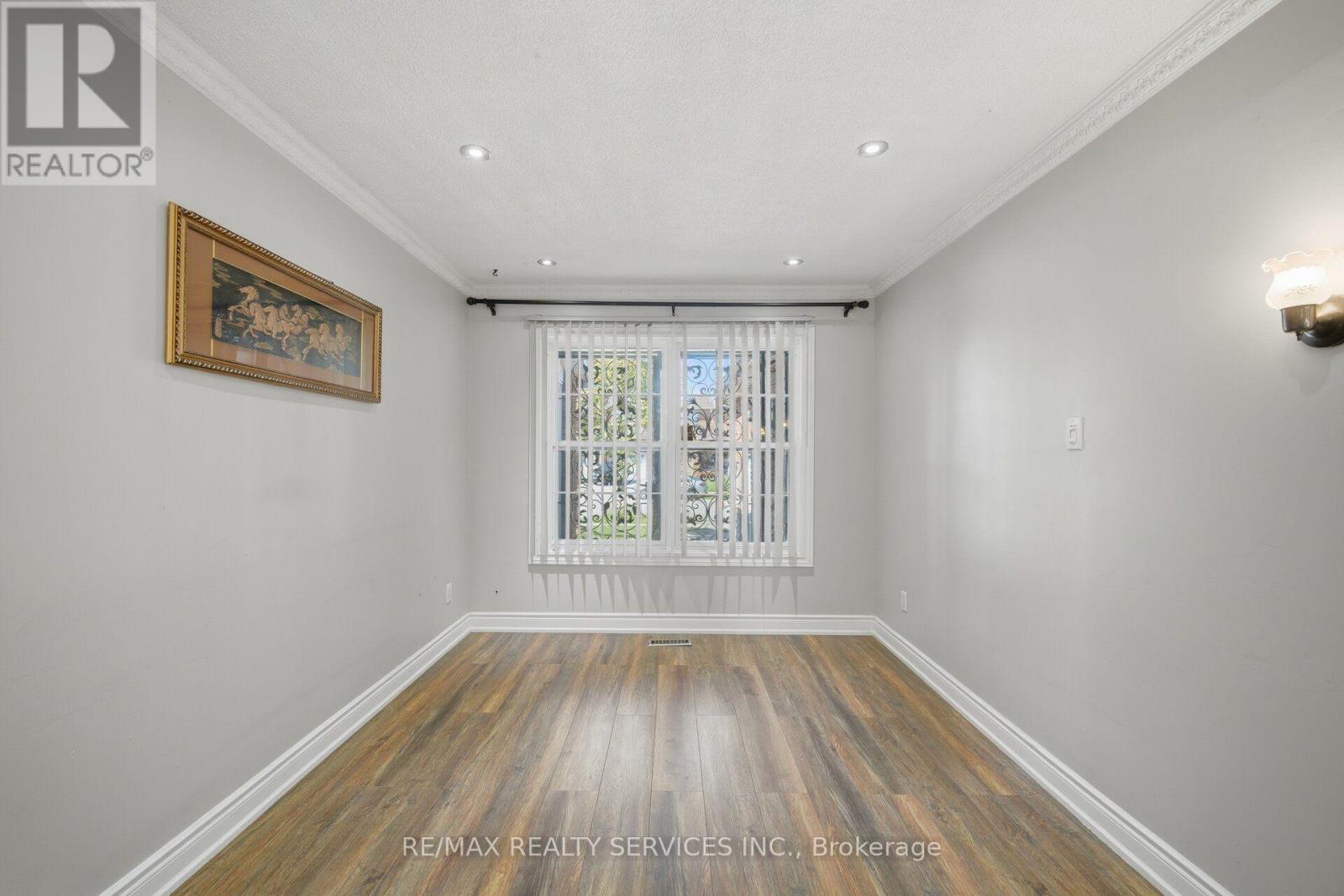 92 Tulip Drive, Brampton, Ontario  L6Y 3X6 - Photo 12 - W13686756