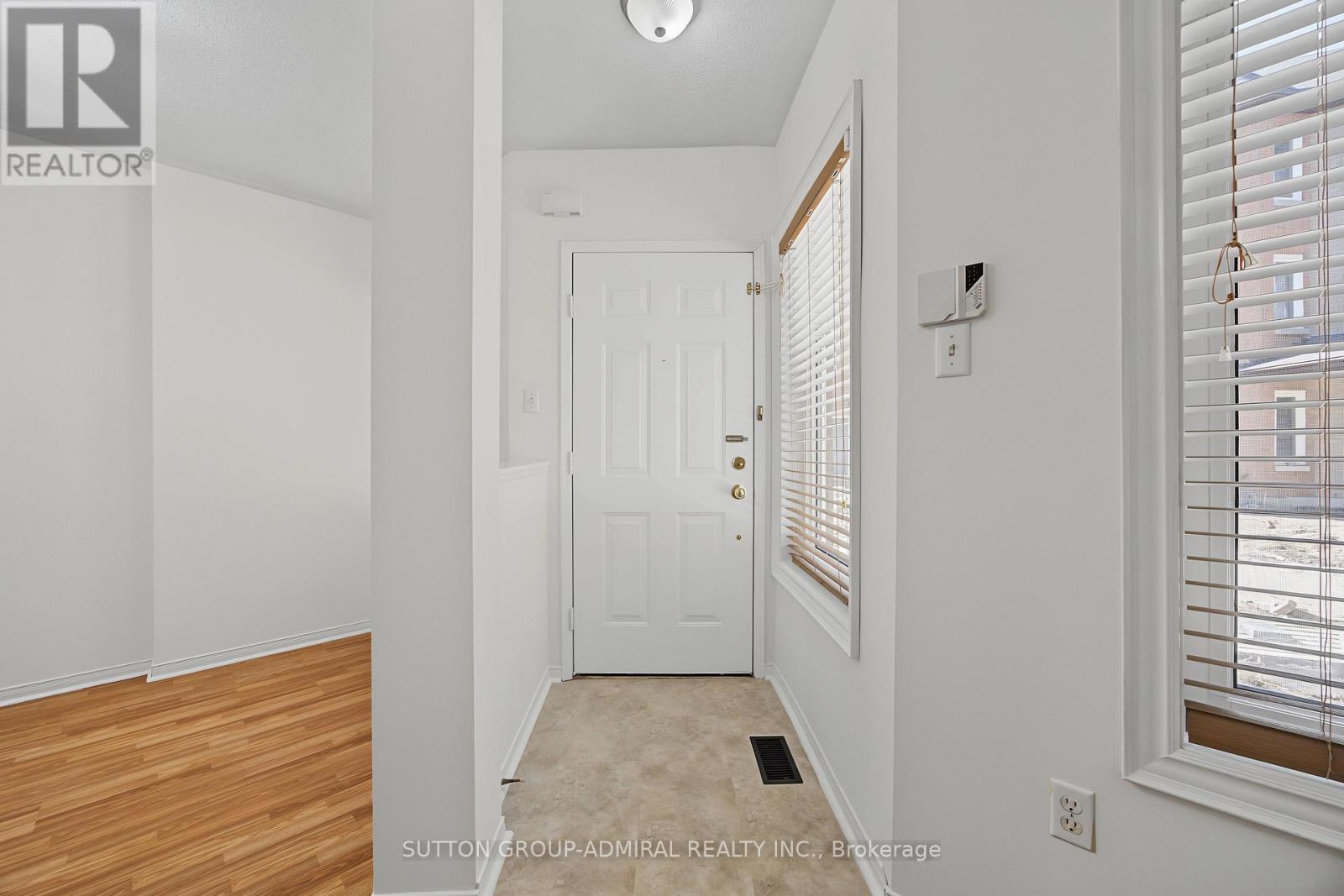 56 - 735 New Westminster Drive, Vaughan, Ontario  L4J 7Y9 - Photo 2 - N13570590