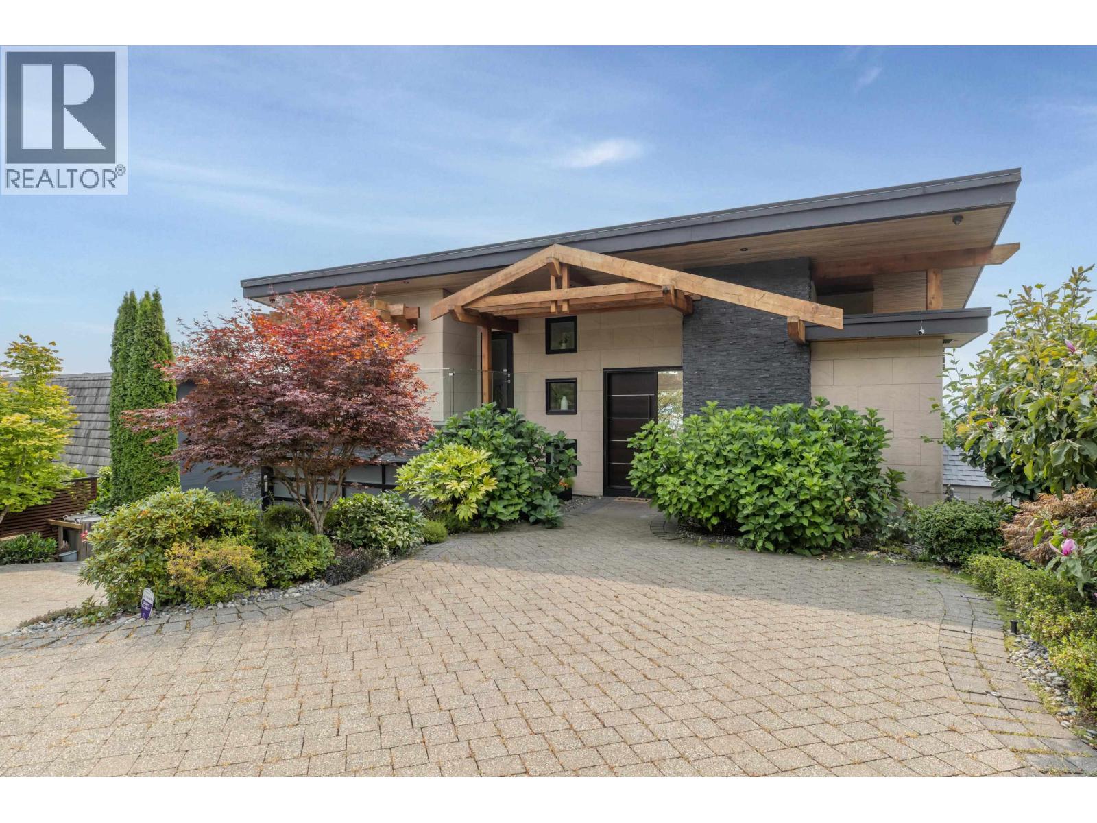 2512 PALMERSTON AVENUE, West Vancouver, British Columbia