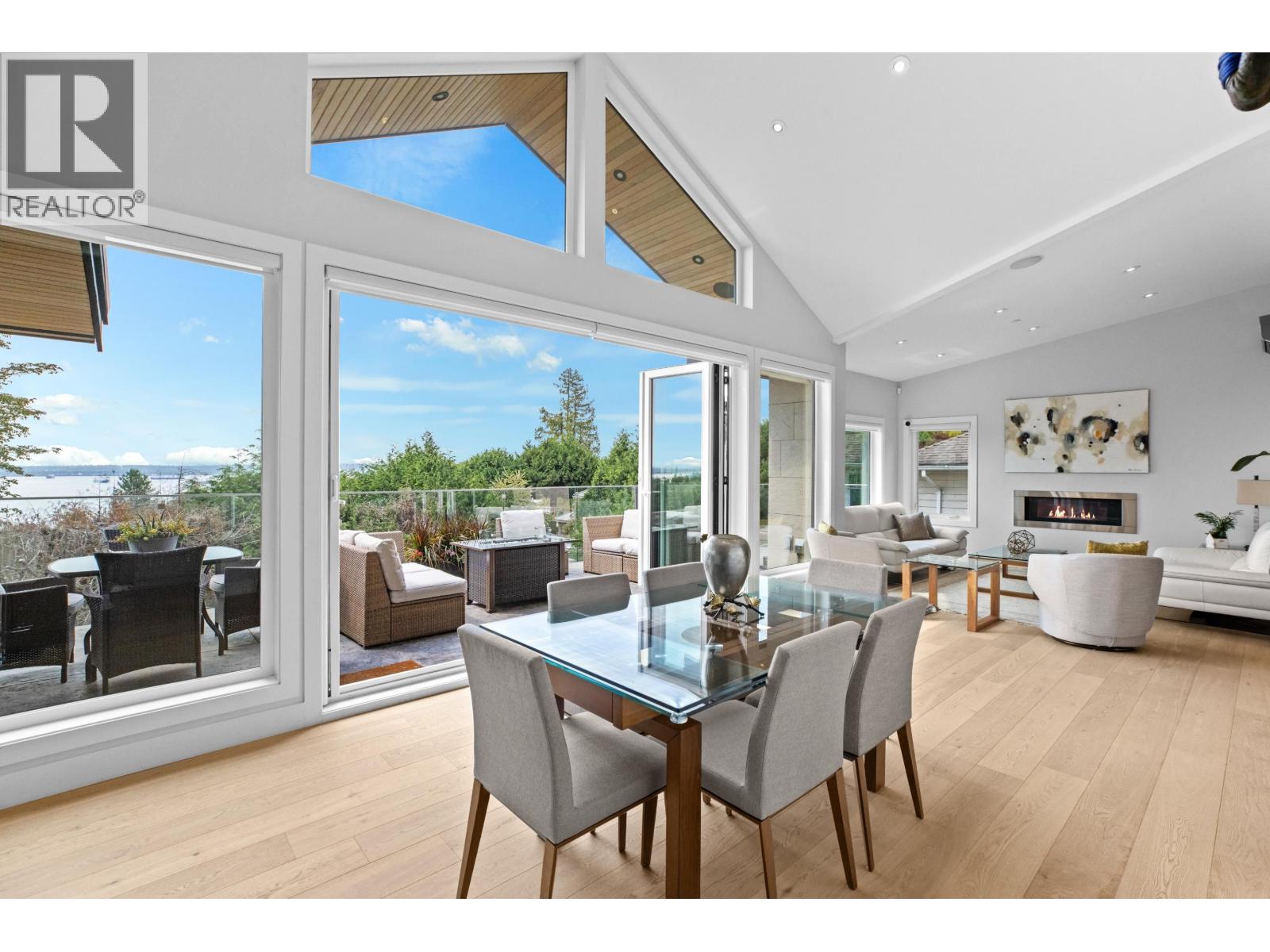 2512 Palmerston Avenue, West Vancouver, British Columbia  V7V 2W5 - Photo 12 - R3157135