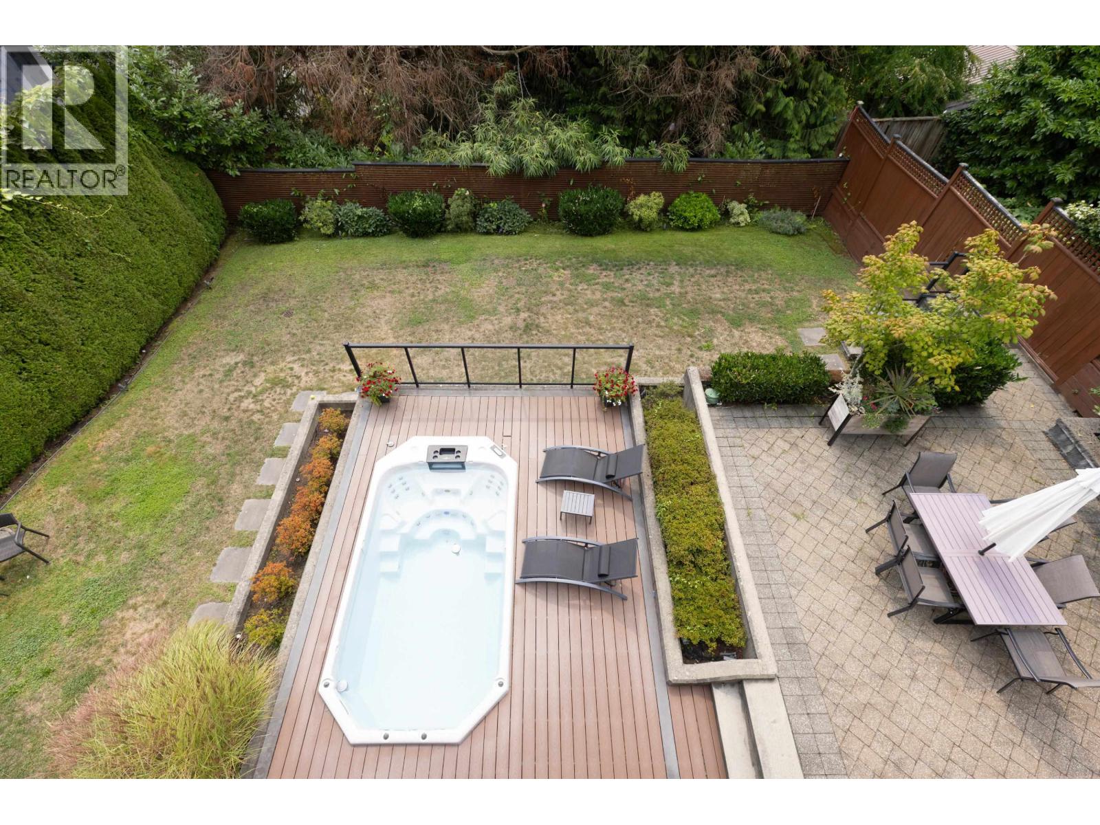 2512 Palmerston Avenue, West Vancouver, British Columbia  V7V 2W5 - Photo 3 - R3157135