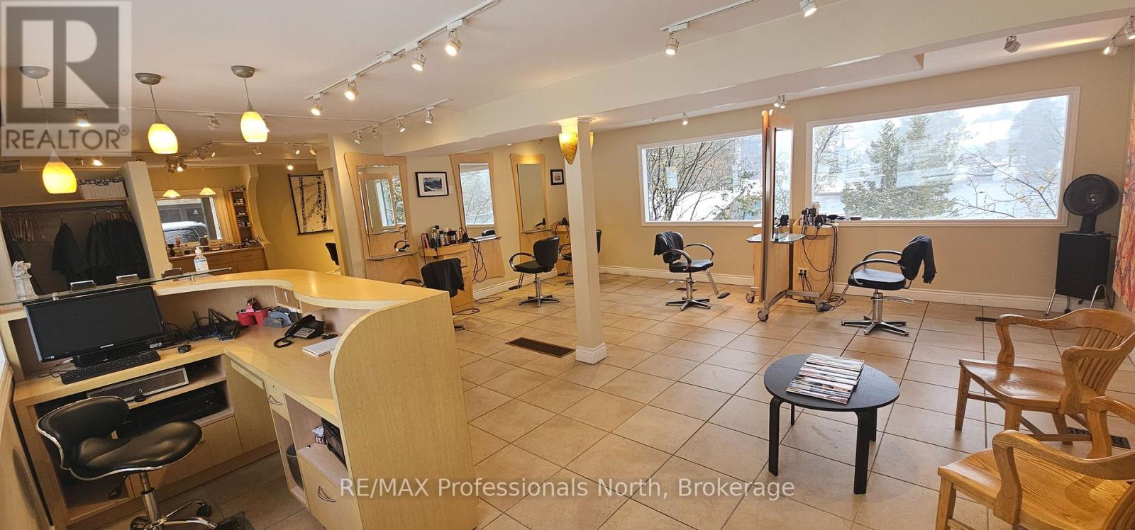 8 Park Drive, Huntsville, Ontario  P1H 1P5 - Photo 15 - X13690940