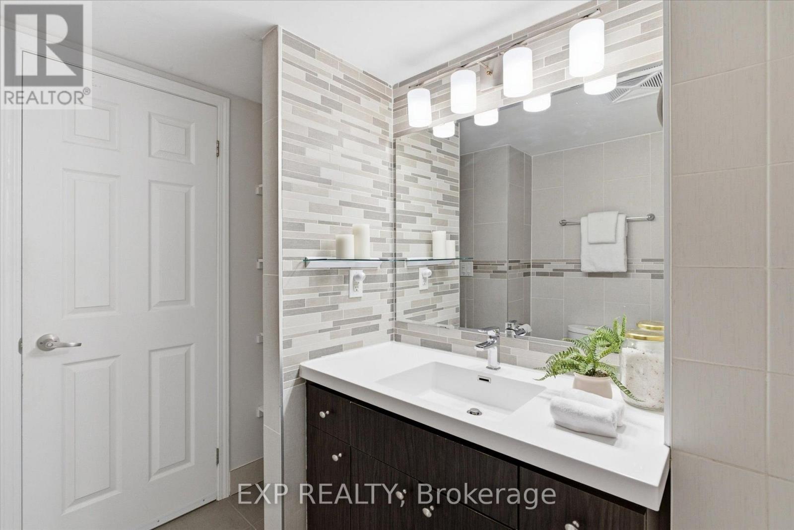412a - 60 Baycliffe Crescent, Brampton, Ontario  L7A 0Z4 - Photo 15 - W13691044