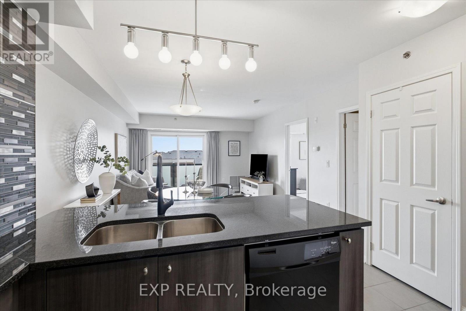 412a - 60 Baycliffe Crescent, Brampton, Ontario  L7A 0Z4 - Photo 3 - W13691044