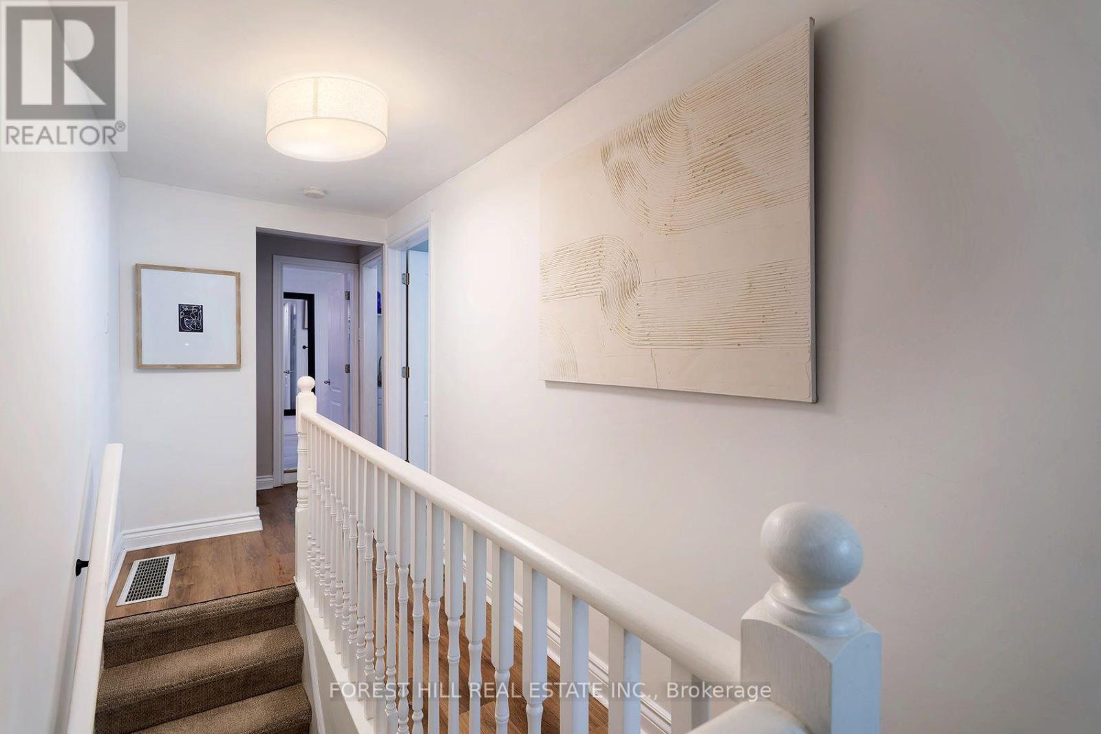 55 VANEVERY STREET Toronto (Mimico), ON M8V 1Y5