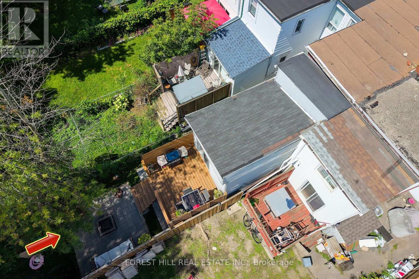 55 VANEVERY STREET Toronto (Mimico), ON M8V 1Y5