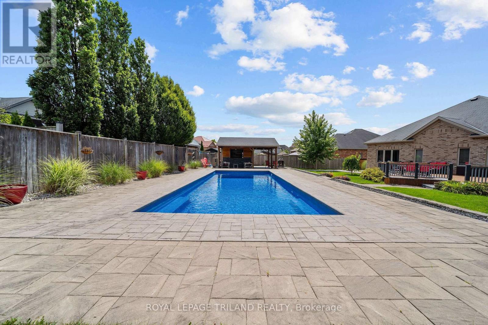 3194 Pincombe Drive, London South, Ontario  N6L 0B4 - Photo 33 - X13673758