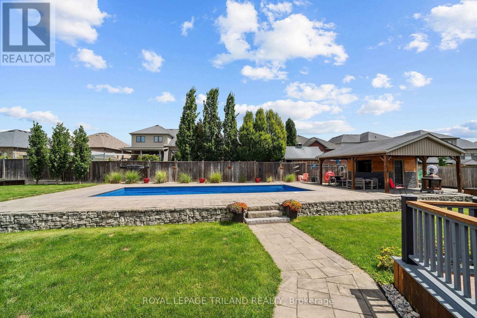 3194 Pincombe Drive, London South, Ontario  N6L 0B4 - Photo 45 - X13673758